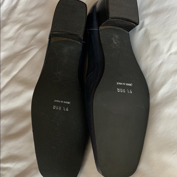 Navy shoes - Picture 3 of 5